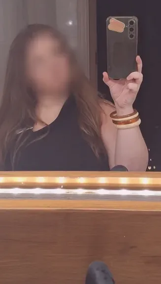 Aleyna, 19