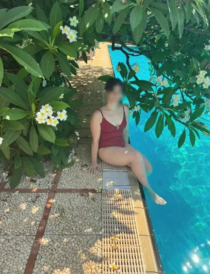 Amelie, 33