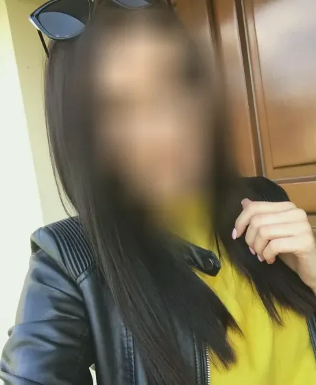 Andrea, 34