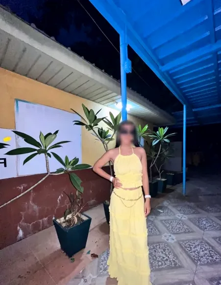 Cara, 29