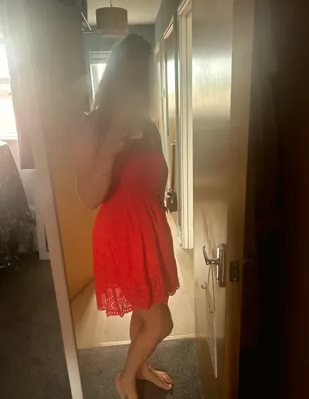 Carla, 34