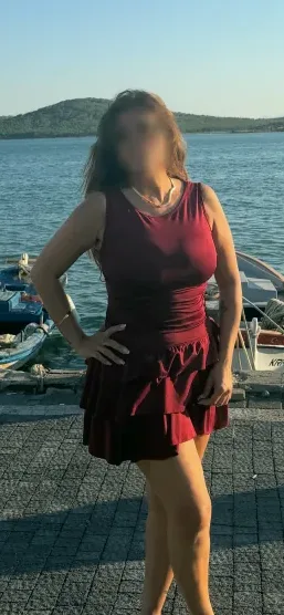 Celina, 30