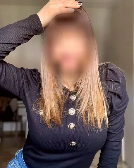 Christina, 37