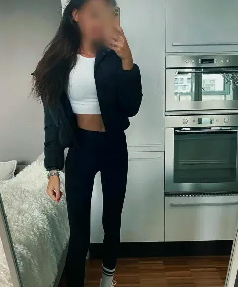 Elena, 36