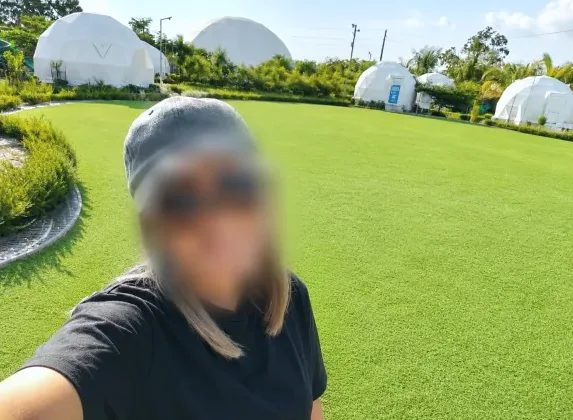 Esra, 35