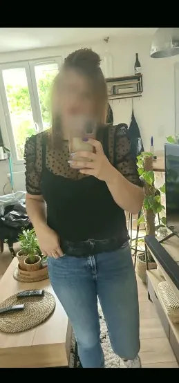 Fabienne, 34