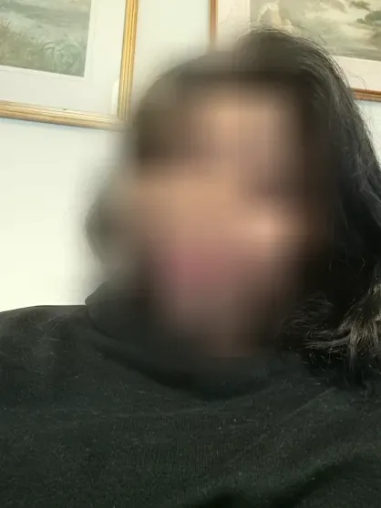 Lara, 34