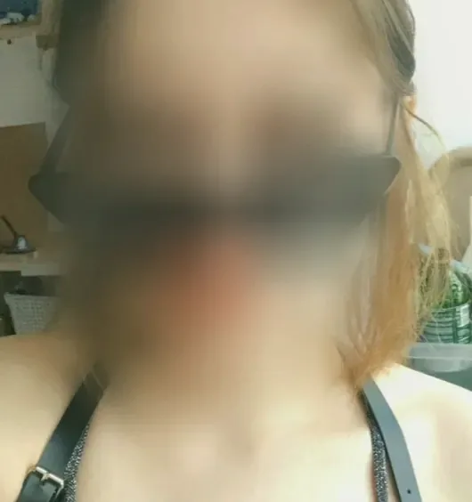 Lucia, 19