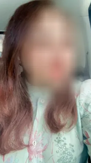 Marina, 32