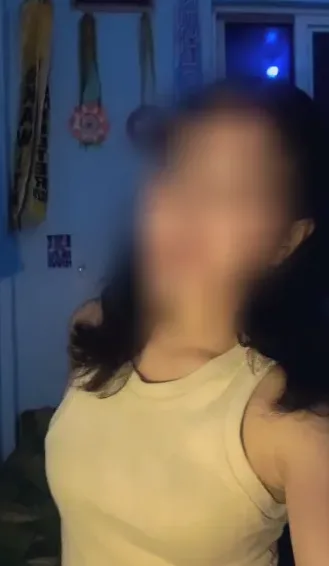 Selina, 22